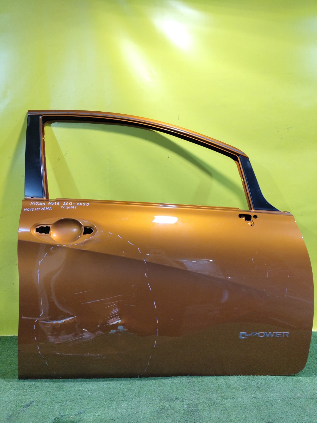 Nissan Note (E12) 2012 для Дверь передняя правая