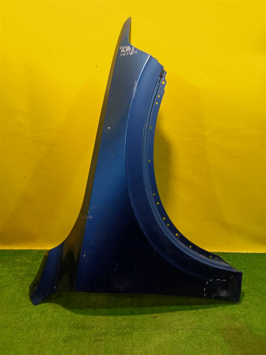 Volvo XC90 2014 для Крыло переднее правое