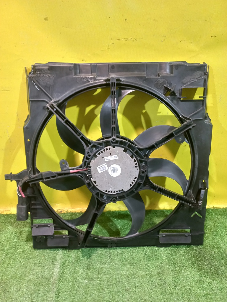 BMW X5 F15 2013 для Диффузор с вентилятором в сборе