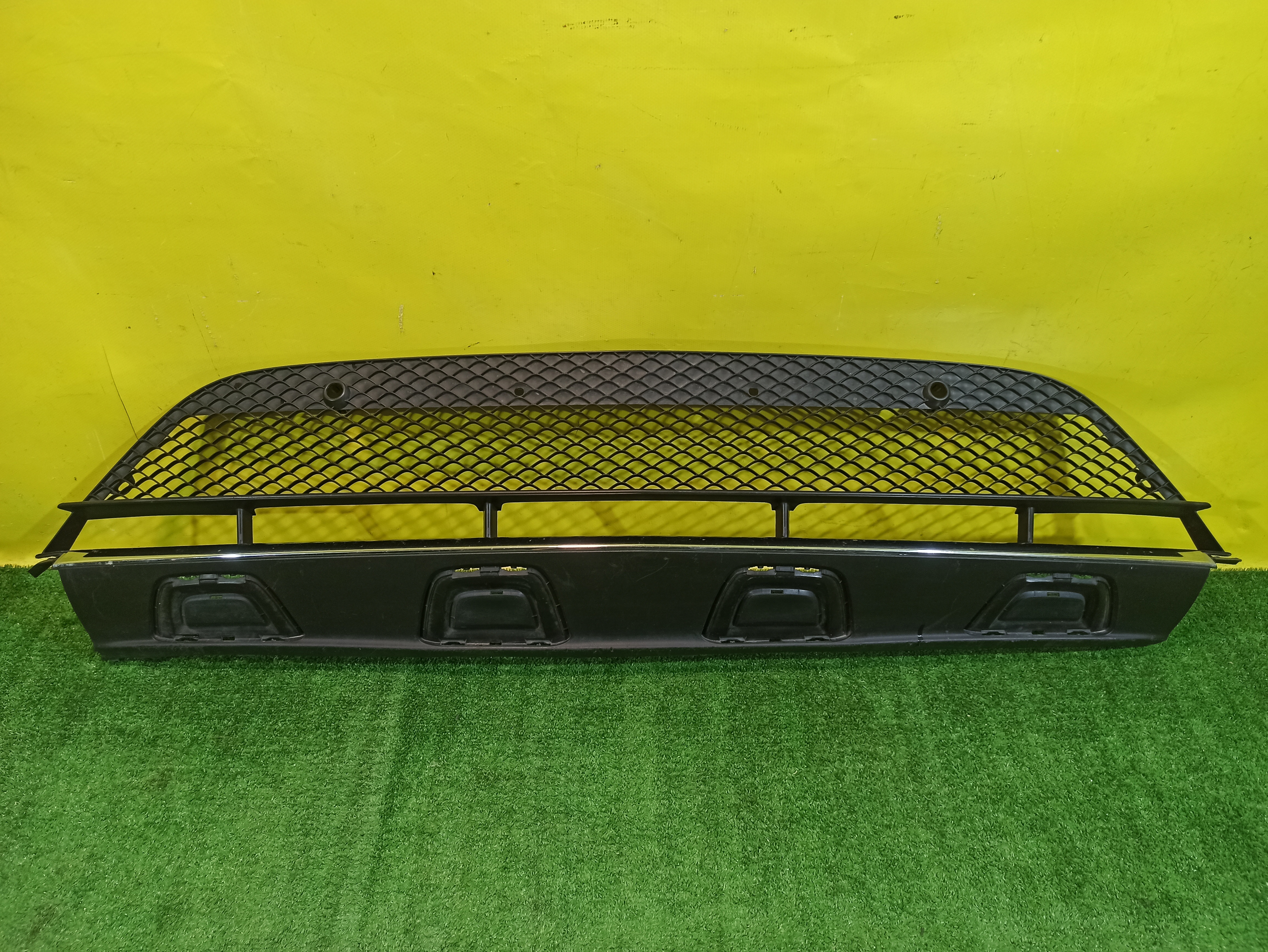 MERСEDES BENZ GLC-Class (X253) 2015 для Решетка в бампер нижняя