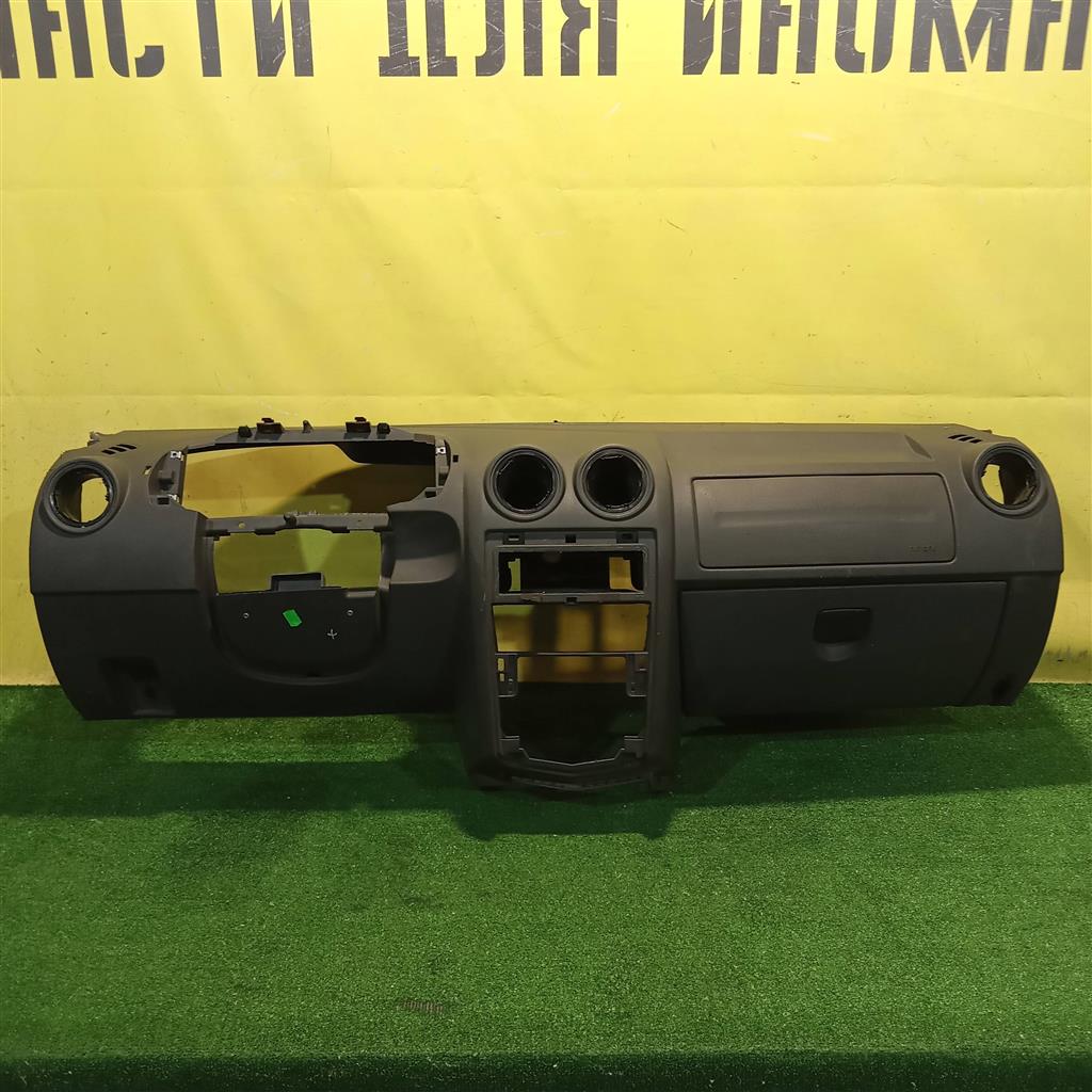 Renault Logan 2005  для Торпедо