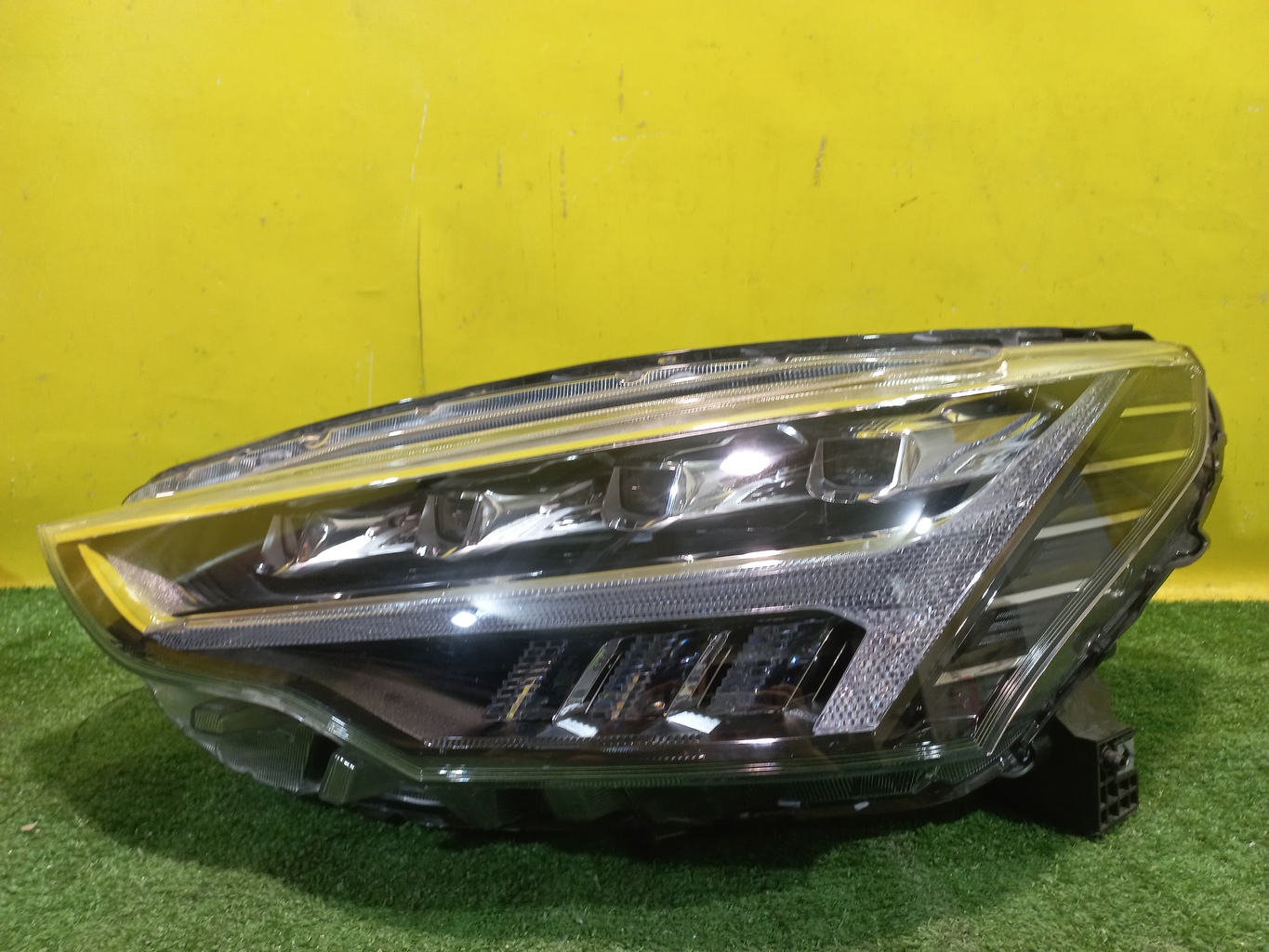 Haval (Хавал) Jolion 2020 для Фара левая LED