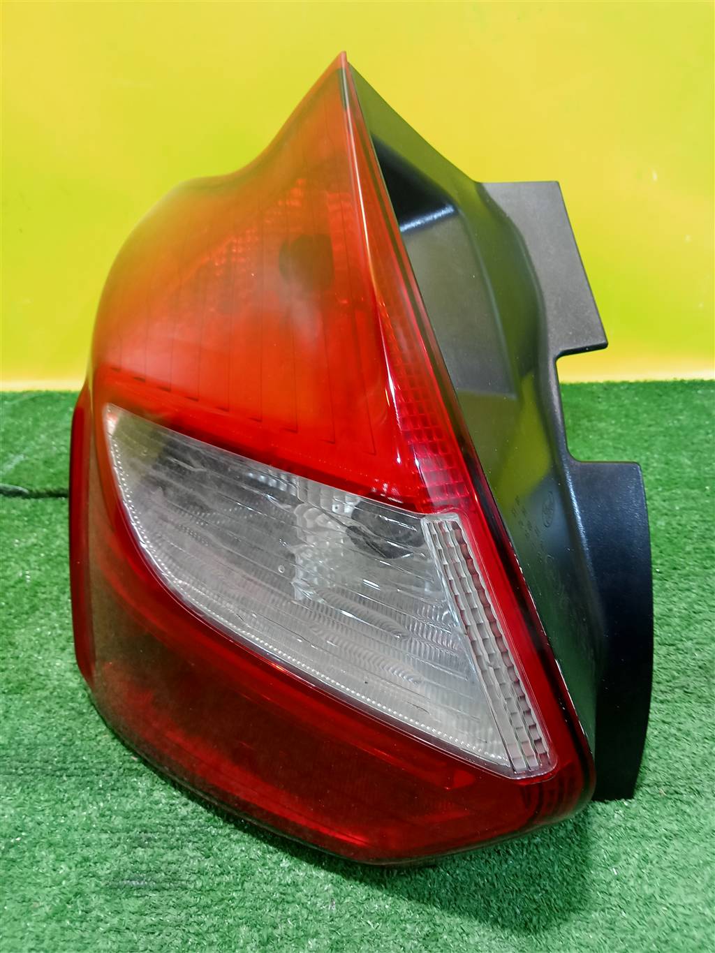 Ford Focus III 2011 для Фонарь задний левый