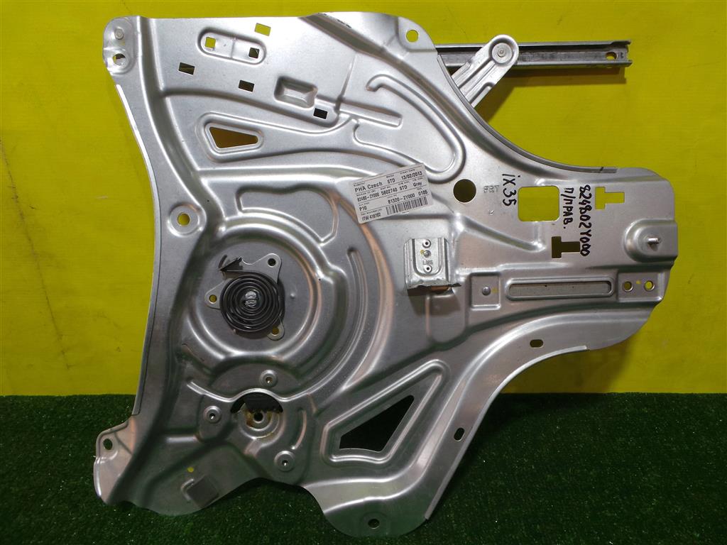 Hyundai ix35 (LM) 2009 для Стеклоподъемник электр. передний правый