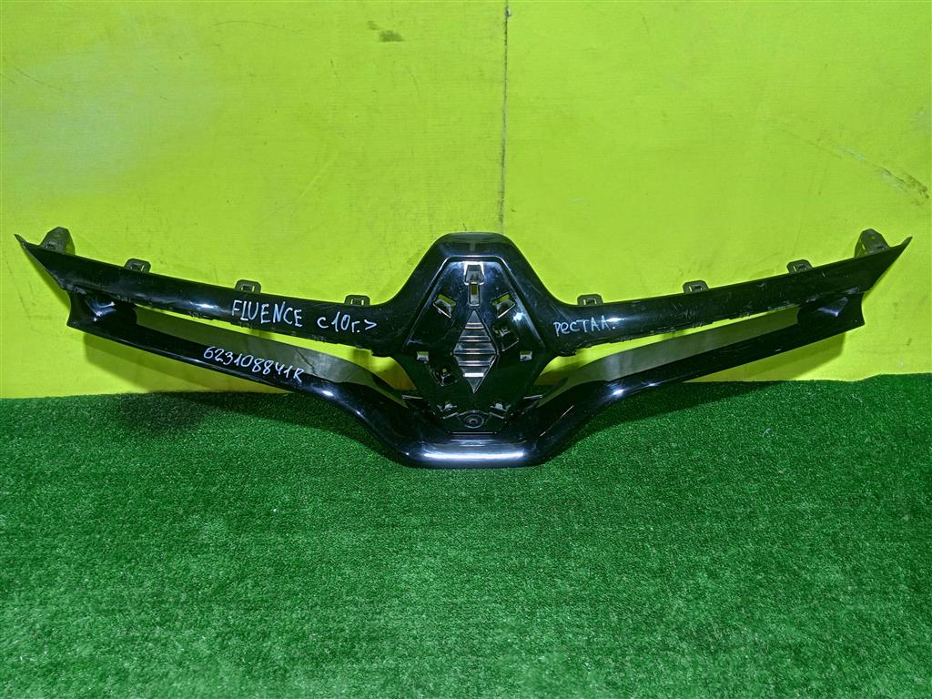 Renault Fluence 2009 для Решетка радиатора