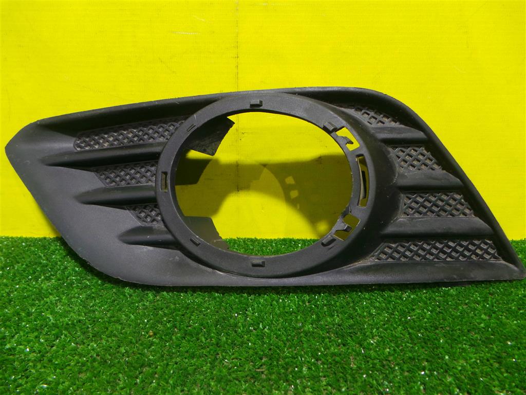 Opel Mokka 2012 для Решетка в бампер левая