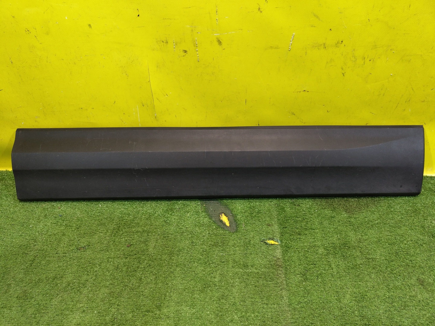 Skoda  Karoq  2017 для Накладка двери передней правой