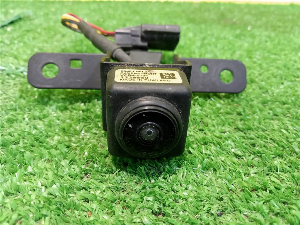 Nissan X-Trail (T32) 2014 для Камера передняя