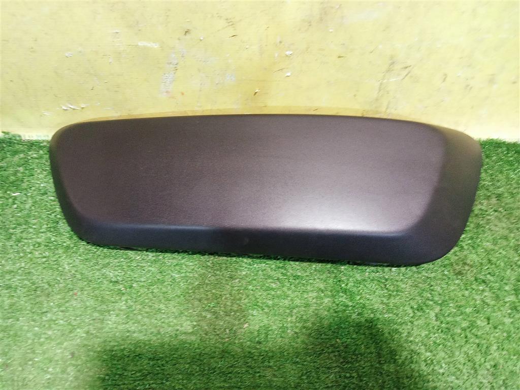 Renault Sandero Stepway 2014 для Накладка переднего бампера