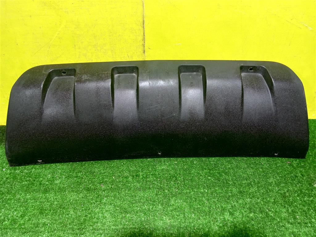 Chevrolet Niva 2009 для Накладка переднего бампера