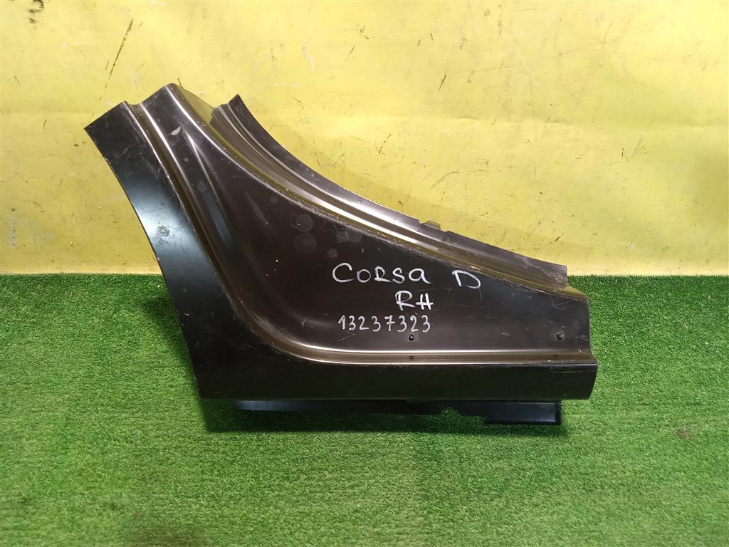 Opel Corsa D 2006 для Порог правый