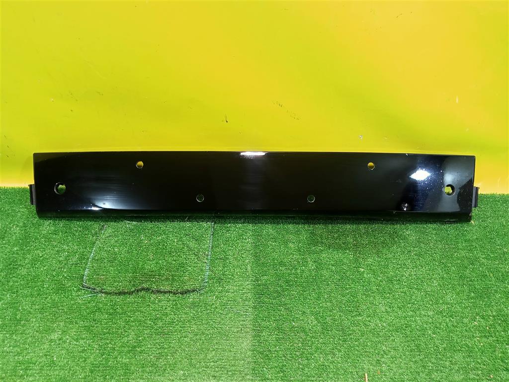 BMW X5 G05 2018 для Накладка переднего бампера