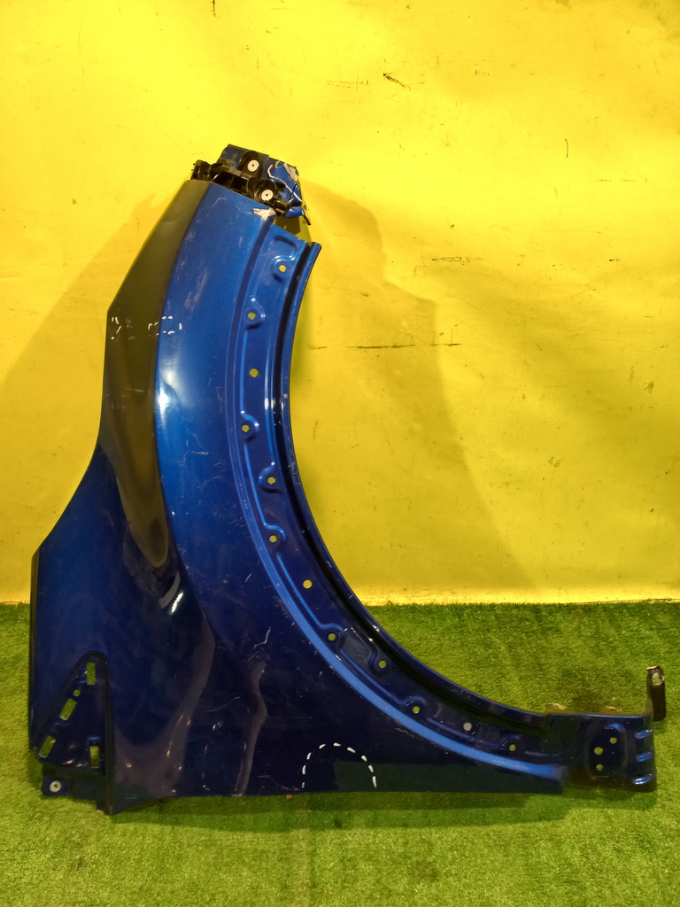 Renault Kaptur 2016  для Крыло переднее правое