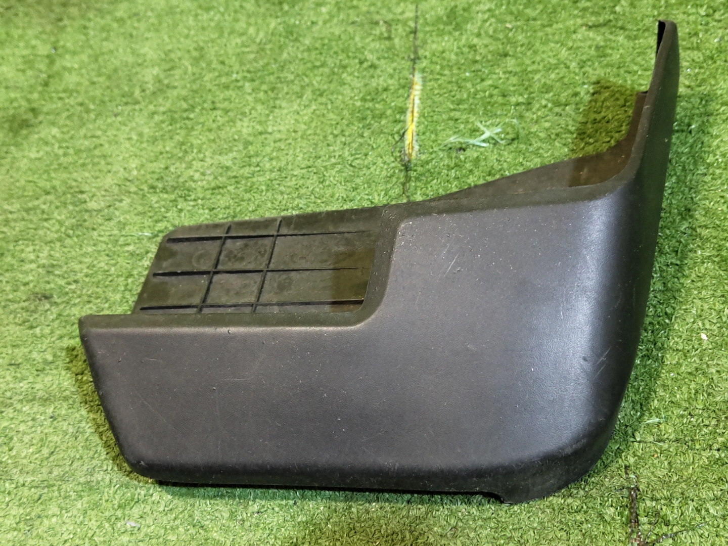 Great Wall Hover H3 2010 для Брызговик передний правый