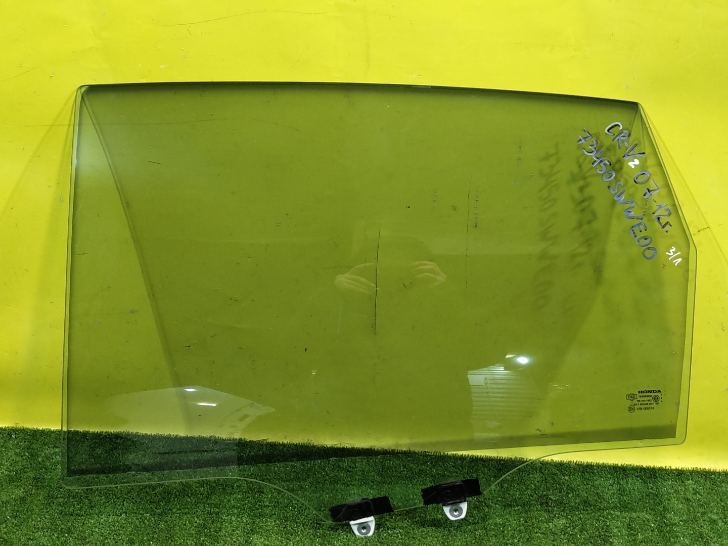 Honda CR-V 3 2007 для Стекло двери задней левой