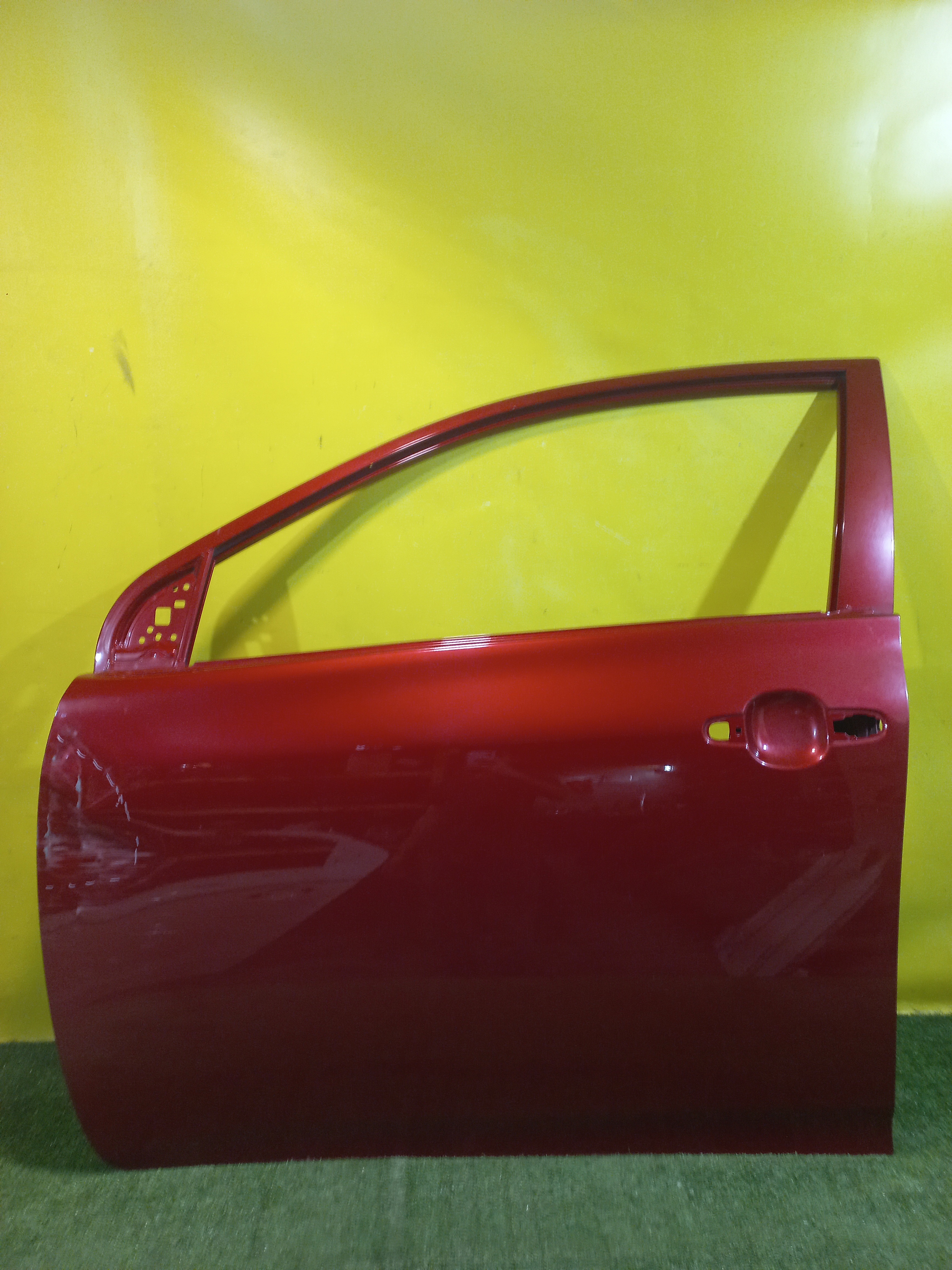 Toyota Corolla E15 2006 для Дверь передняя левая