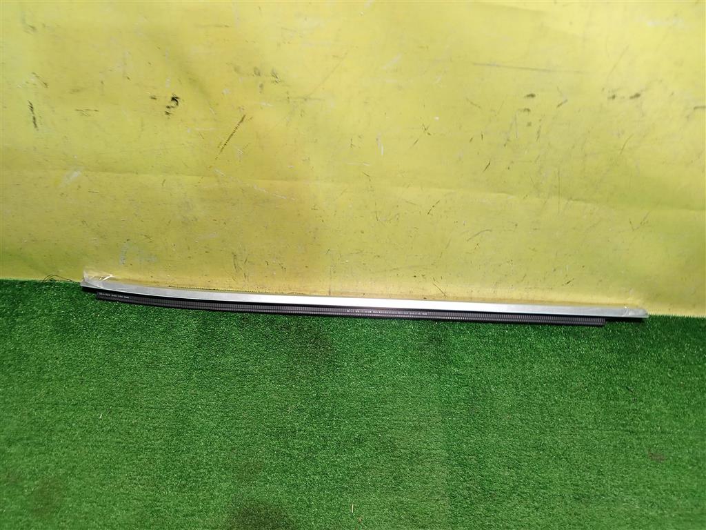 BMW X3 G01 2017 для Накладка стекла заднего правого