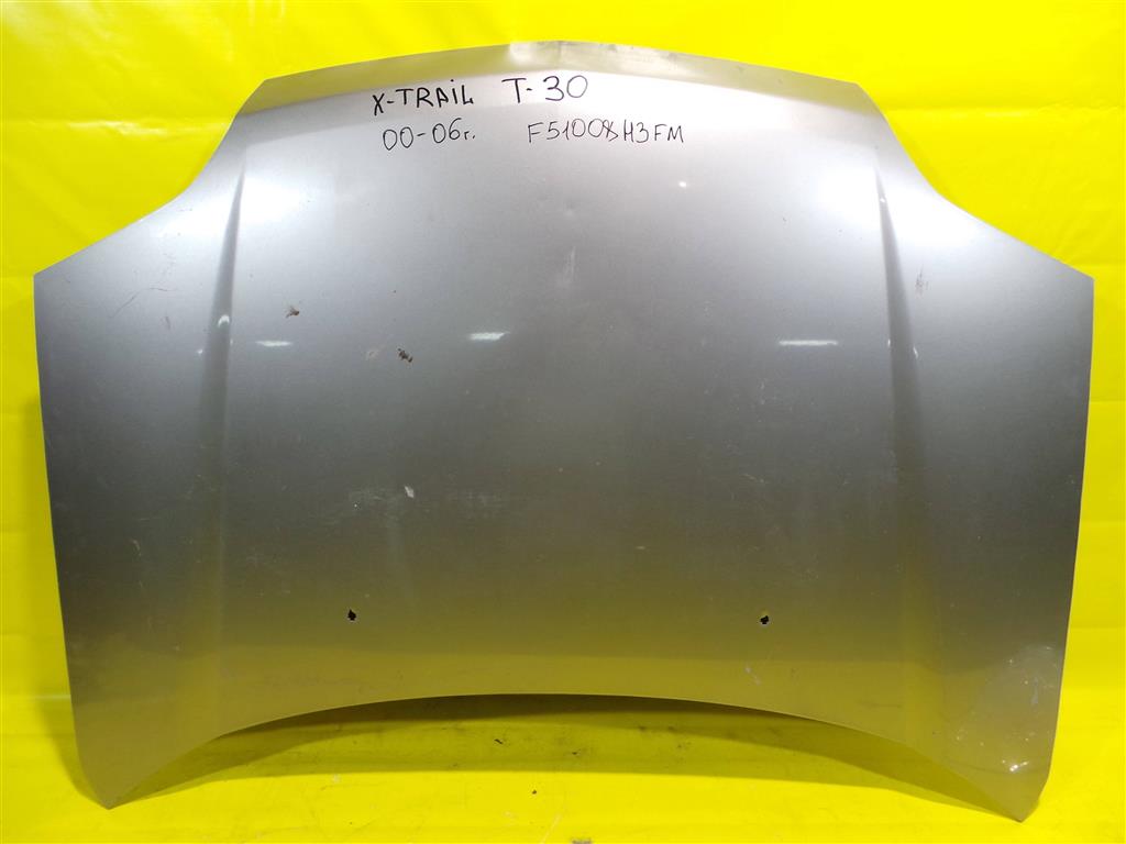 Nissan X-Trail (T30) 2001 для Молдинг заднего бампера центральный