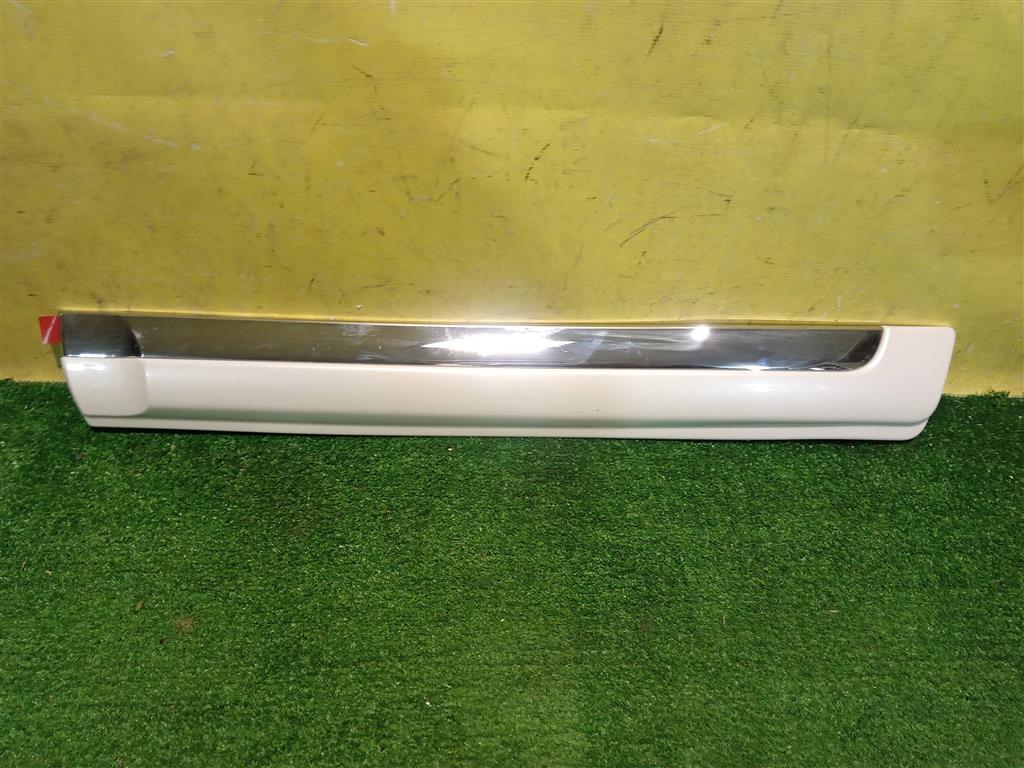 Toyota Land Cruiser Prado 150 2009 для Накладка двери задней левой