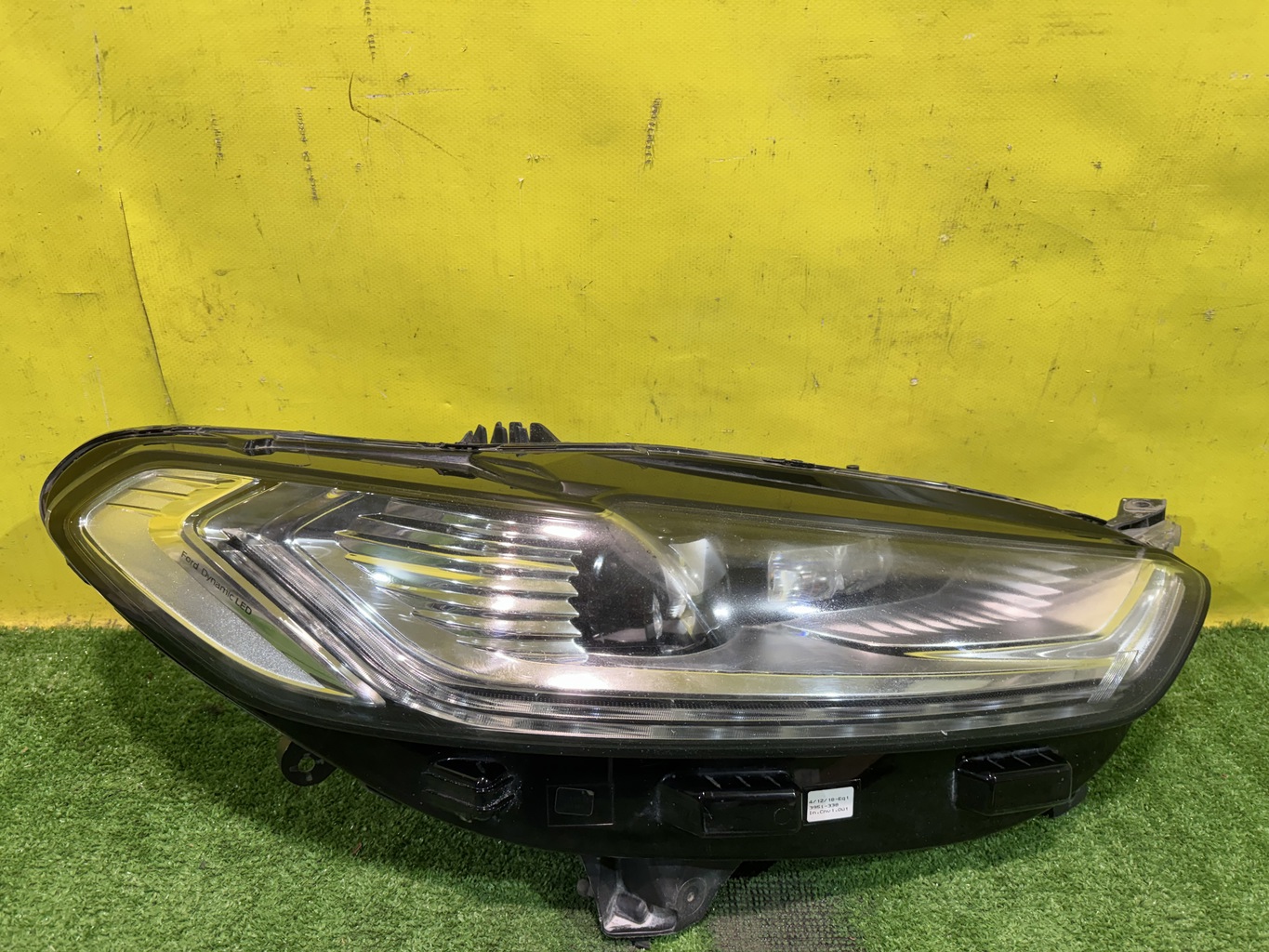 Ford Mondeo V 2012 для Фара правая LED