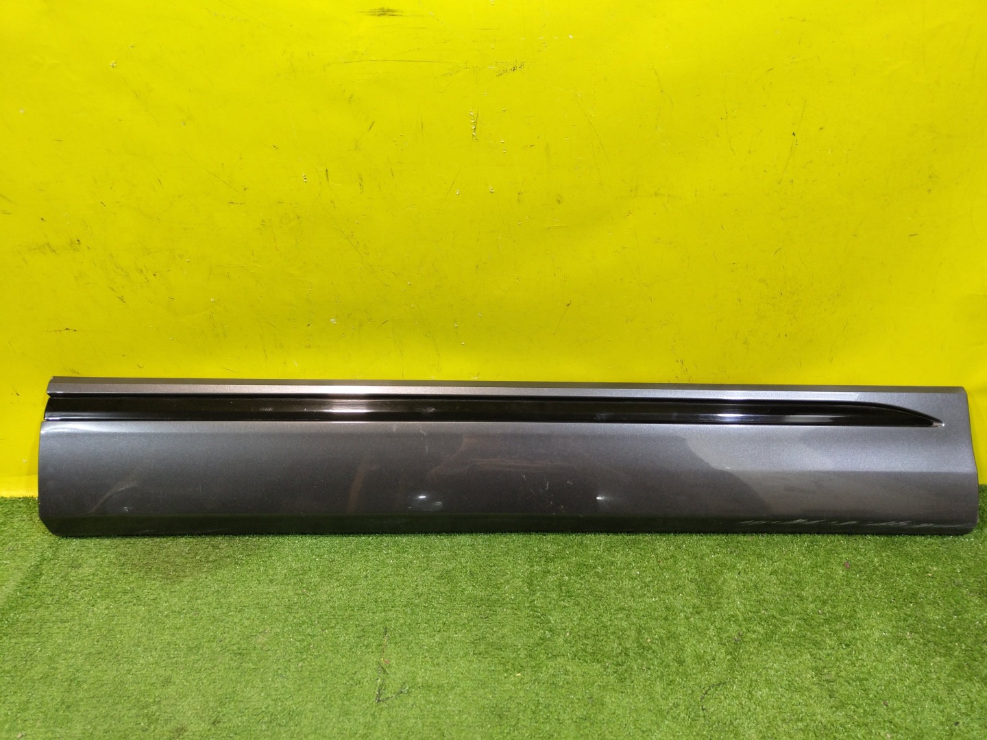 Audi Q8 2019 для Накладка двери передней правой