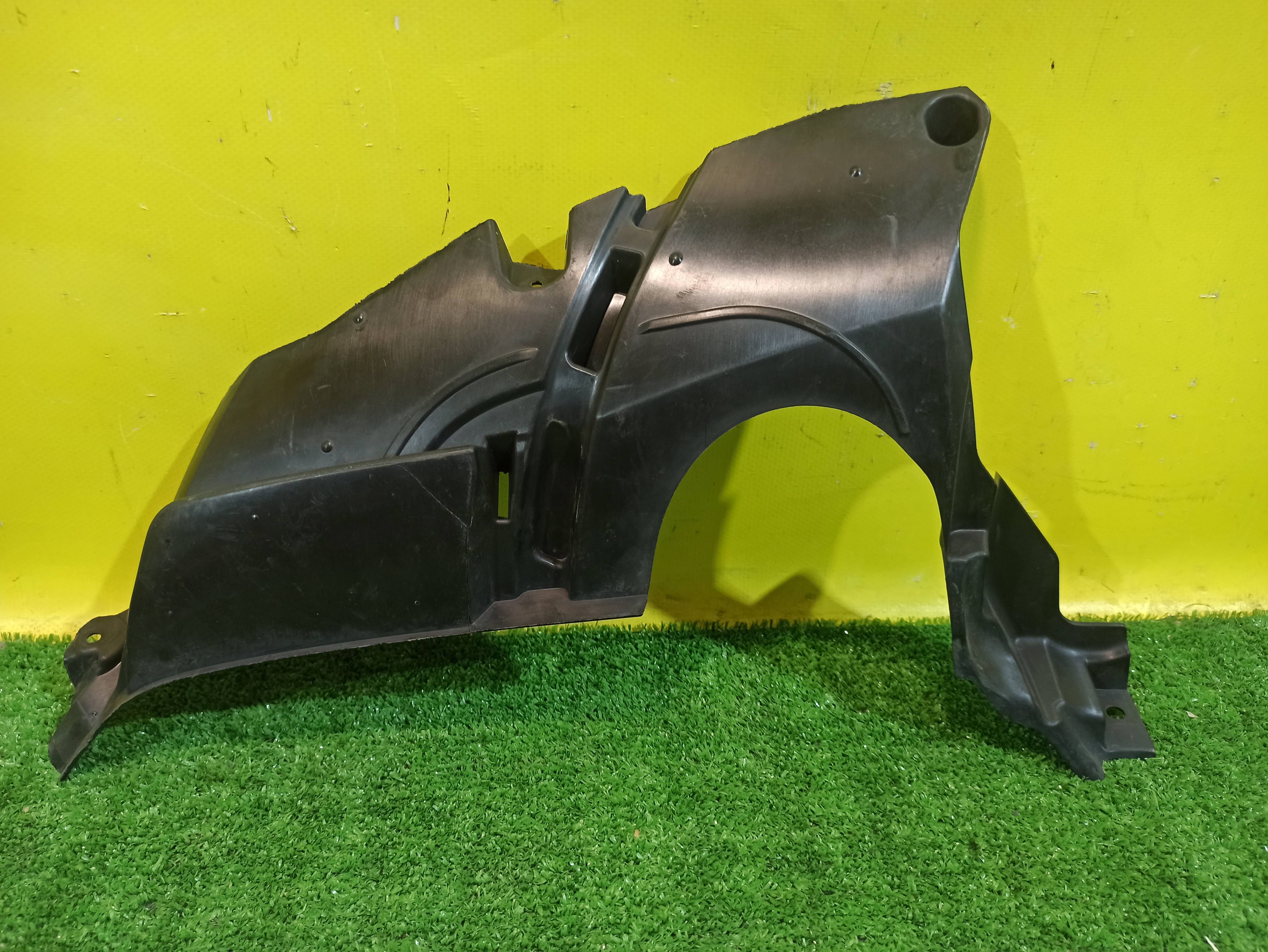 Land Rover Range Rover Velar L560 2017 для Кронштейн заднего бампера левый