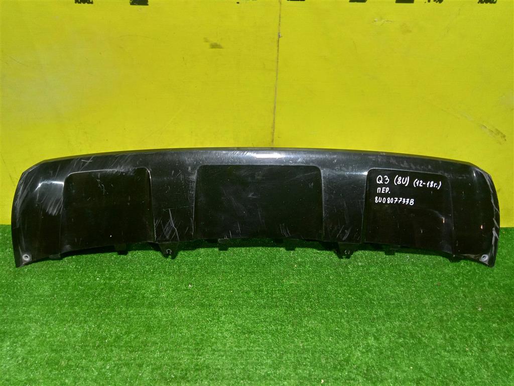 Audi Q3 (8U) 2012  для Накладка переднего бампера