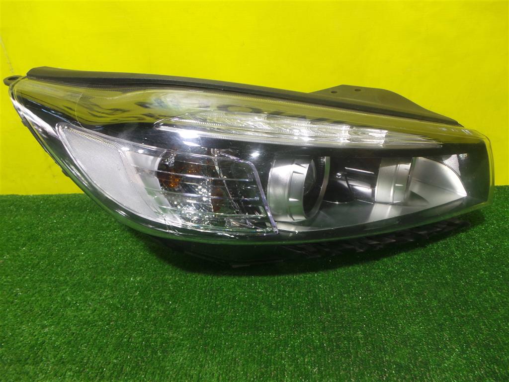 Kia Sorento Prime 2014 для Фара правая ксенон