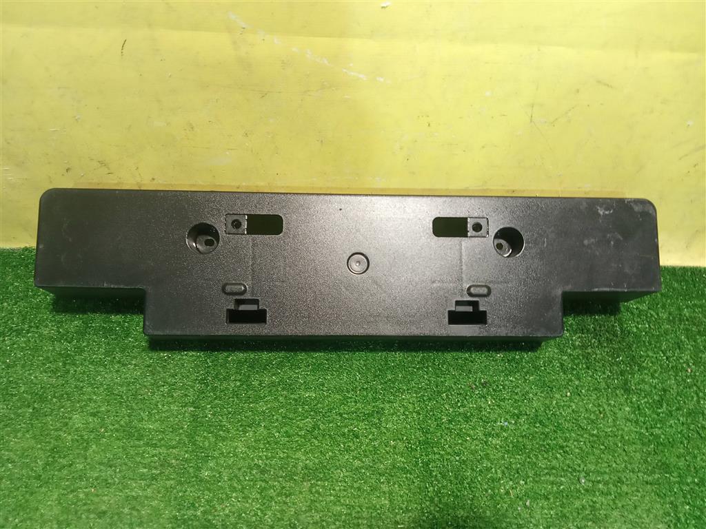 Toyota Land Cruiser (200) 2015> для Накладка переднего бампера под номер