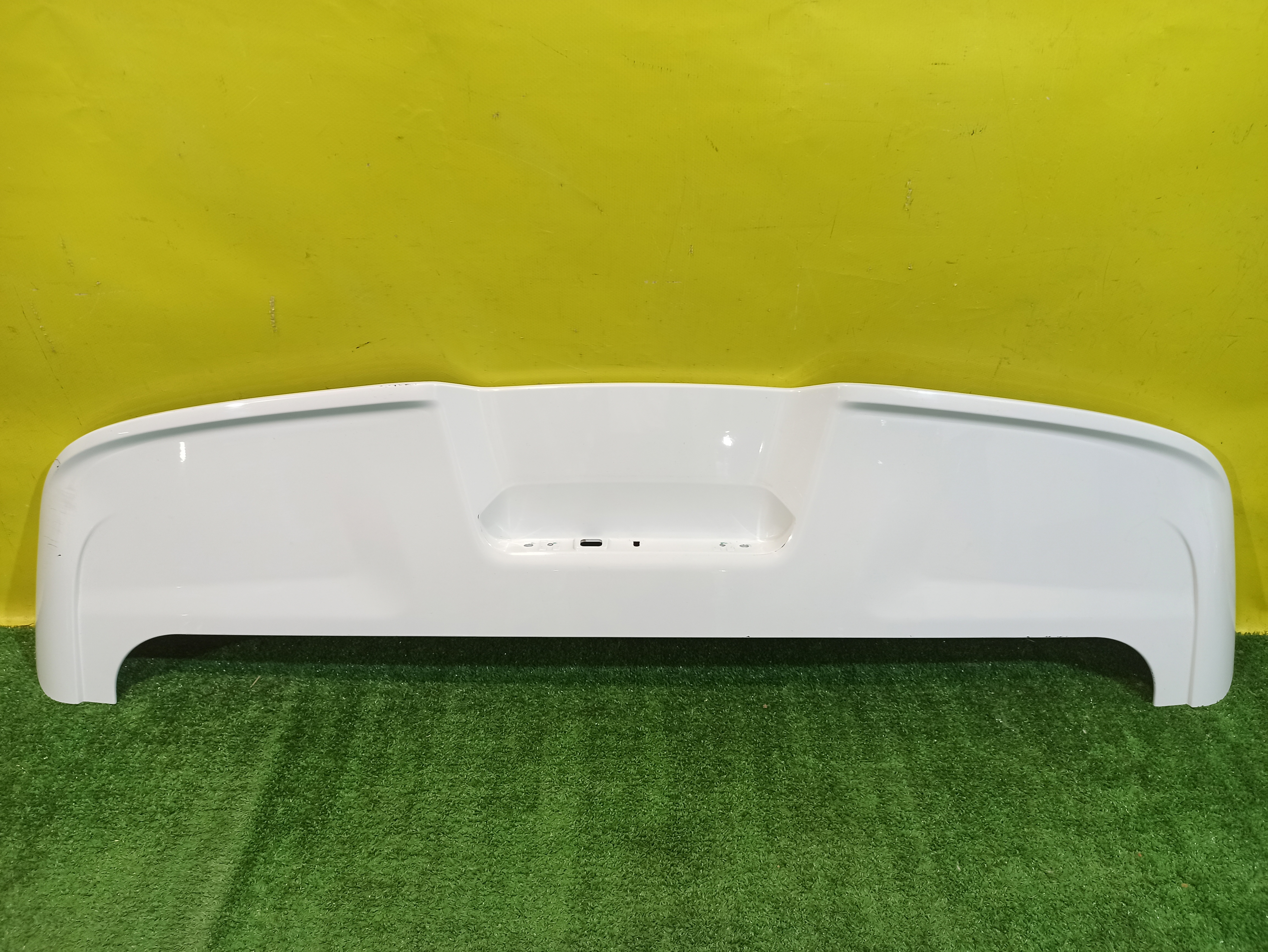 Geely  Atlas Pro 2019 для Спойлер крышки багажника