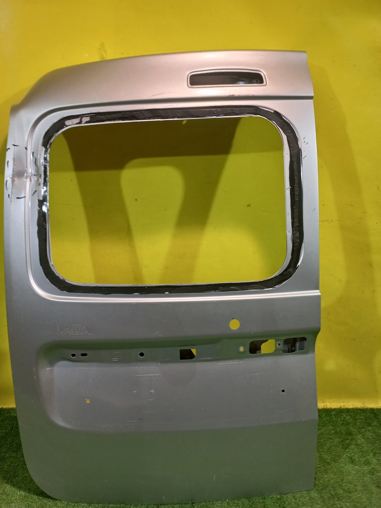 Lada Largus 2012- для Дверь багажника левая