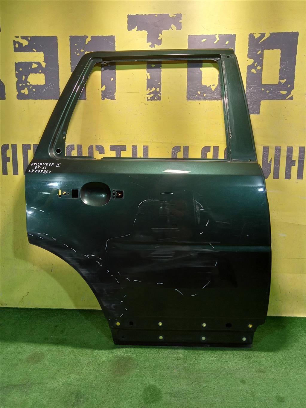 Land Rover Freelander 2 2007 для Дверь задняя правая