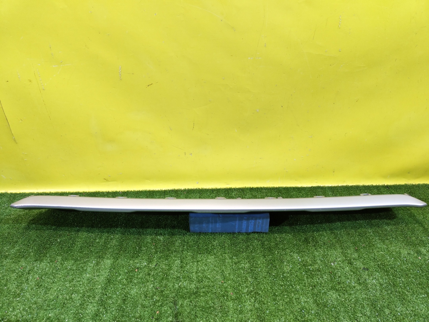 Geely  Atlas Pro 2019 для Накладка переднего бампера