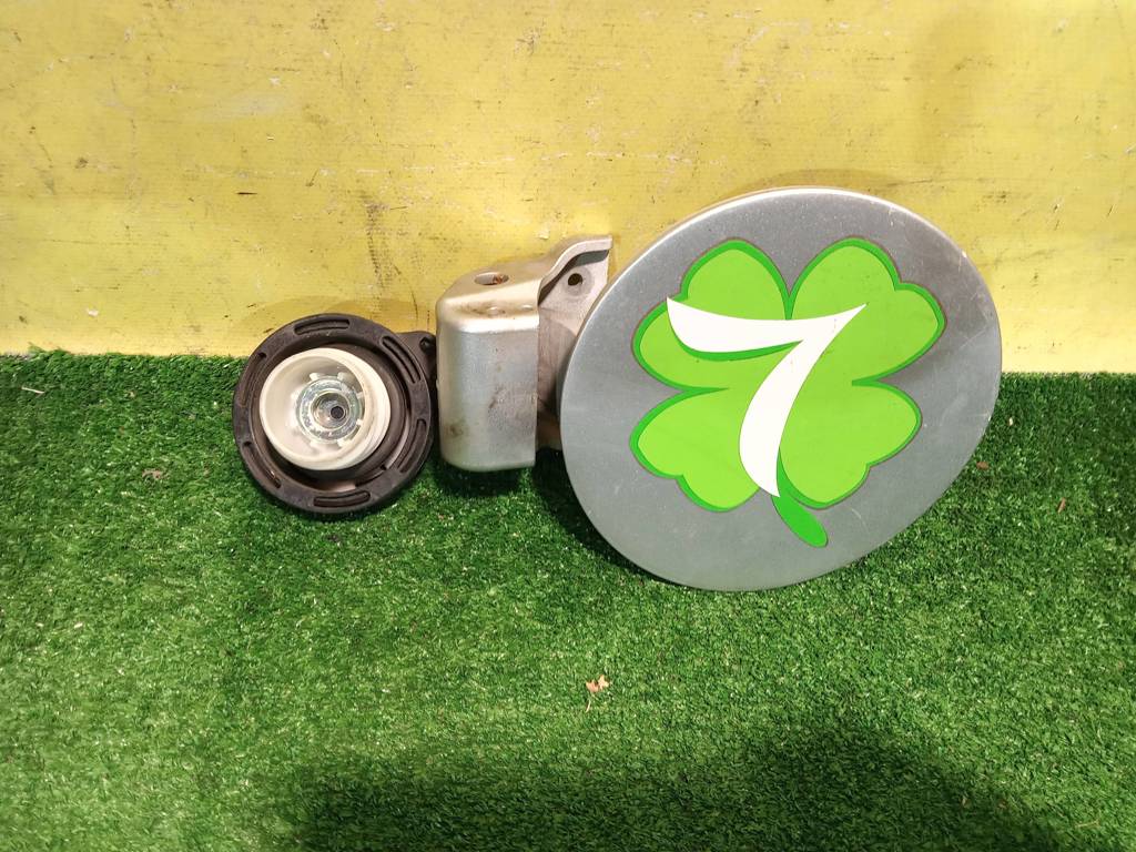 Kia Cerato 2 TD 2009 для Лючок бензобака