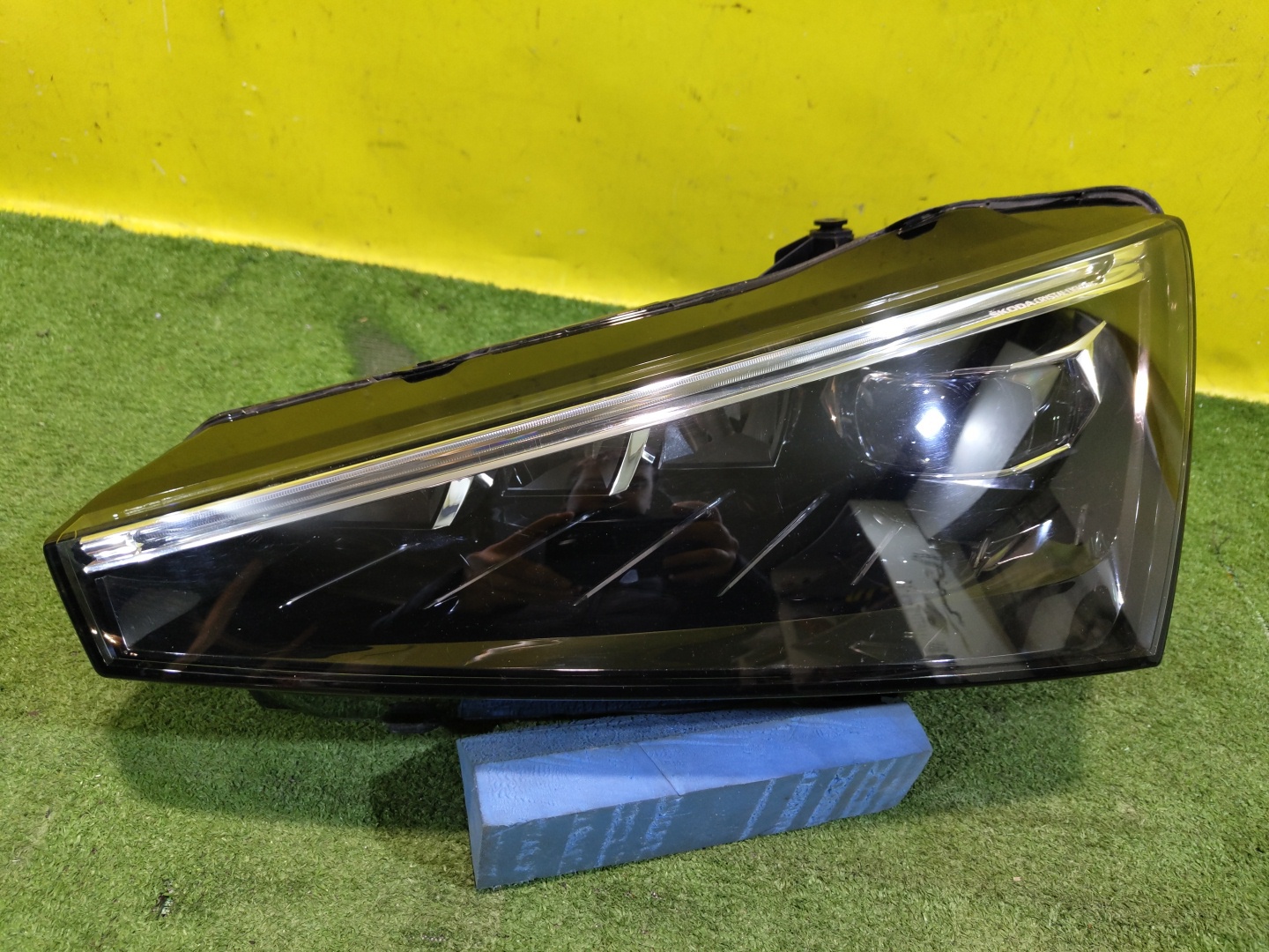 Skoda  Rapid 2019 для Фара левая LED