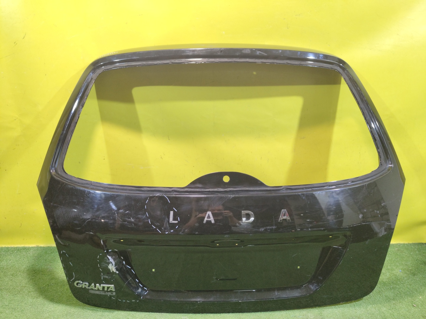 Lada Granta Cross 2018- для Дверь багажника