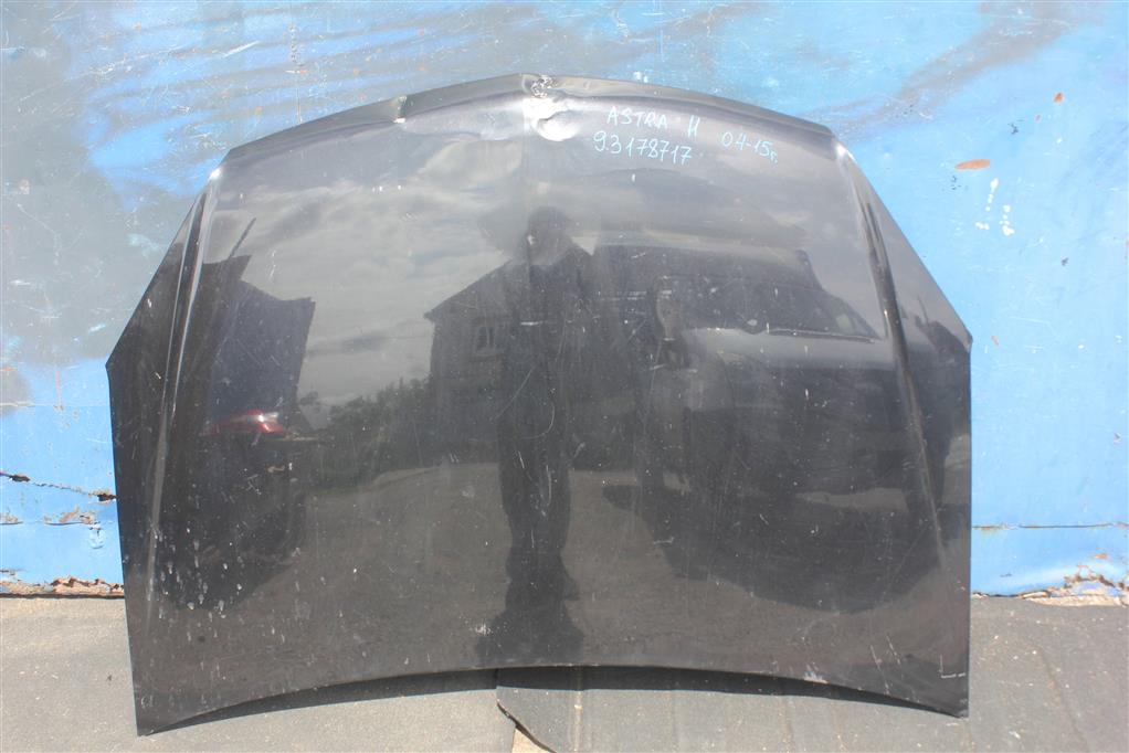 Opel Astra H 2004 для Капот