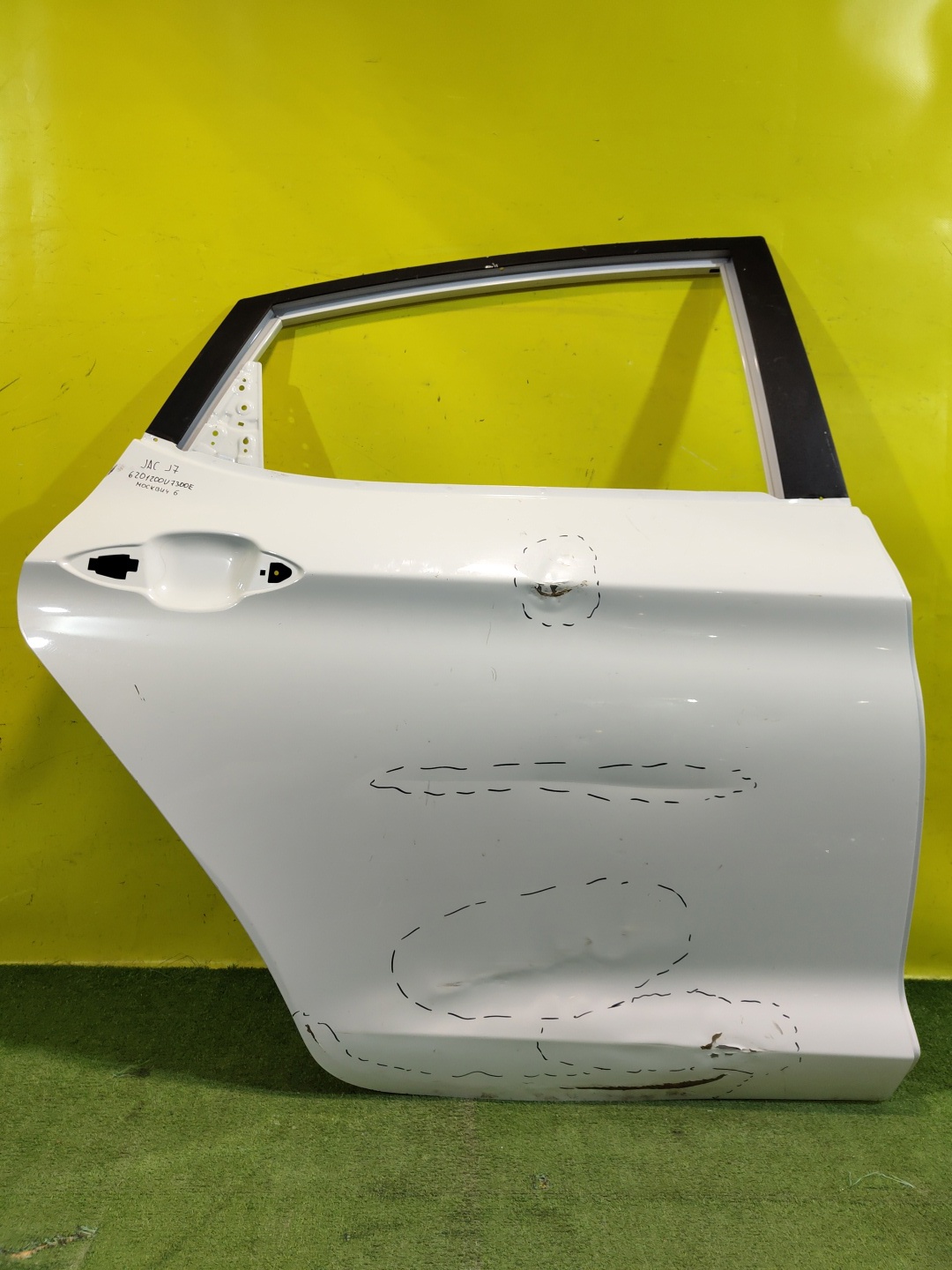 МОСКВИЧ  6 2023 для Дверь задняя правая