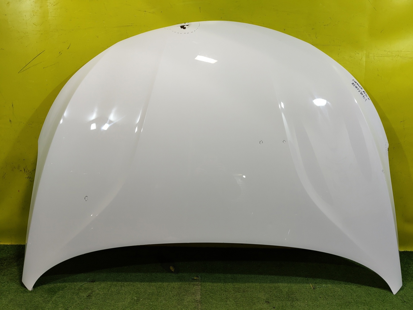 Changan Alsvin 2018 для Капот