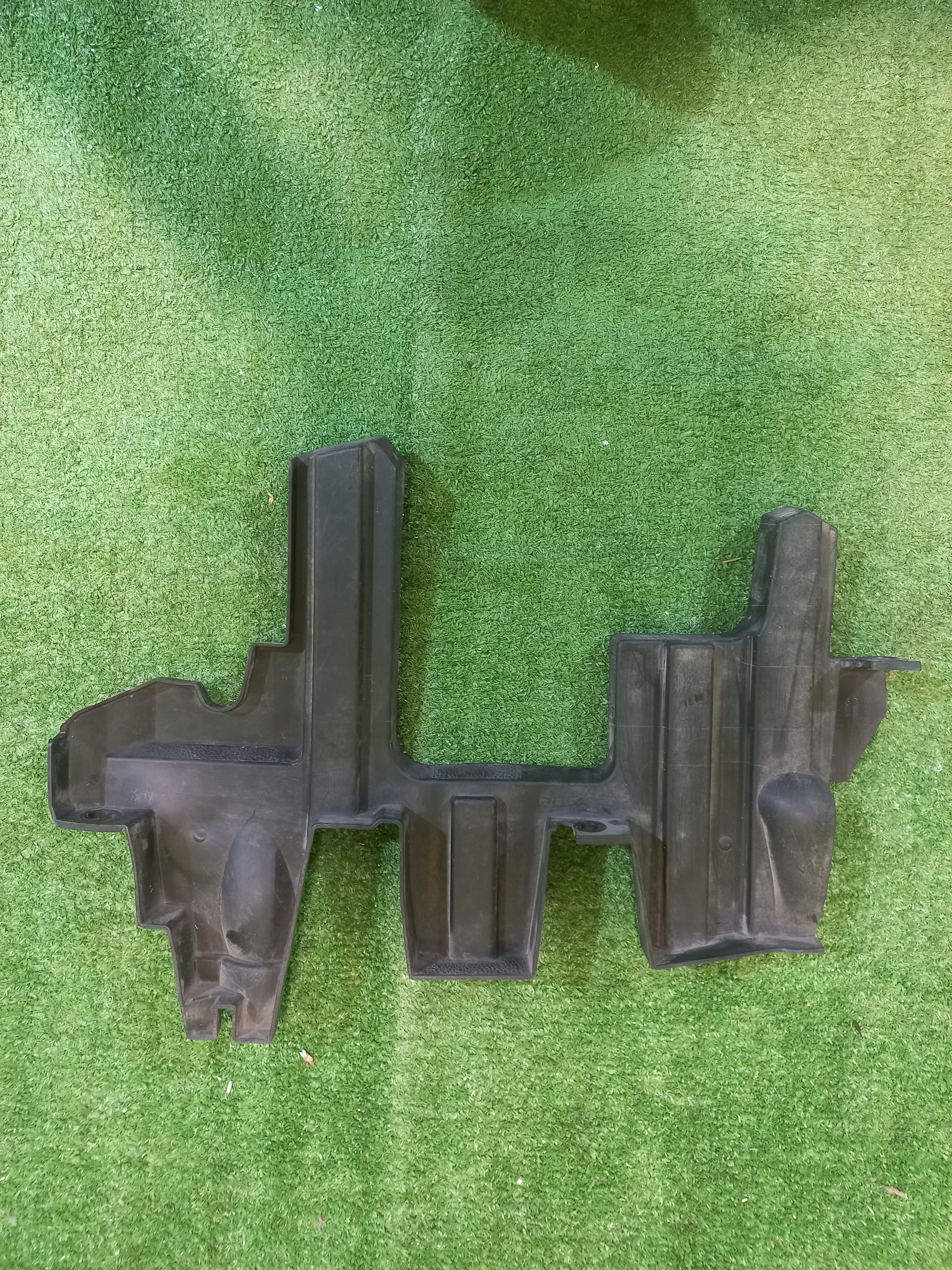 Honda CR-V 5 2016 для Воздуховод радиатора правый