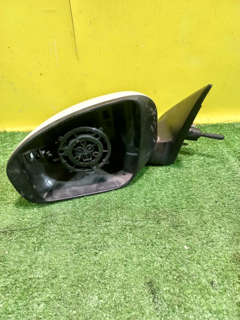 Nissan Almera (G15) 2013 для Зеркало левое механическое