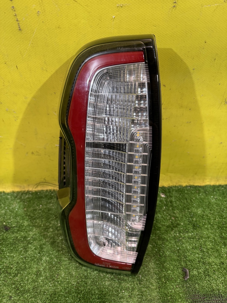 Lada Niva Travel 2020- для Фонарь задний левый