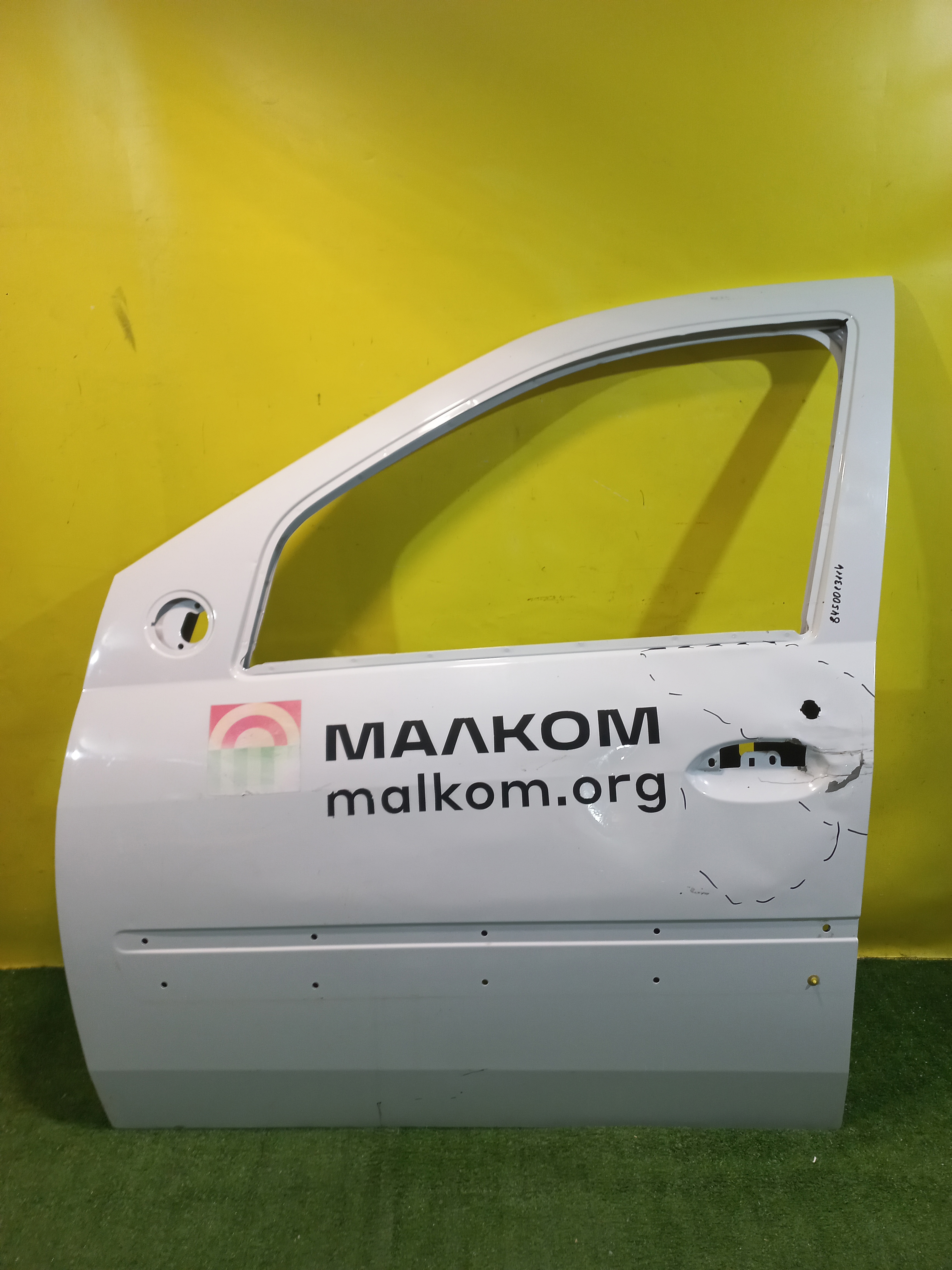 Lada Largus 2012- для Дверь передняя левая