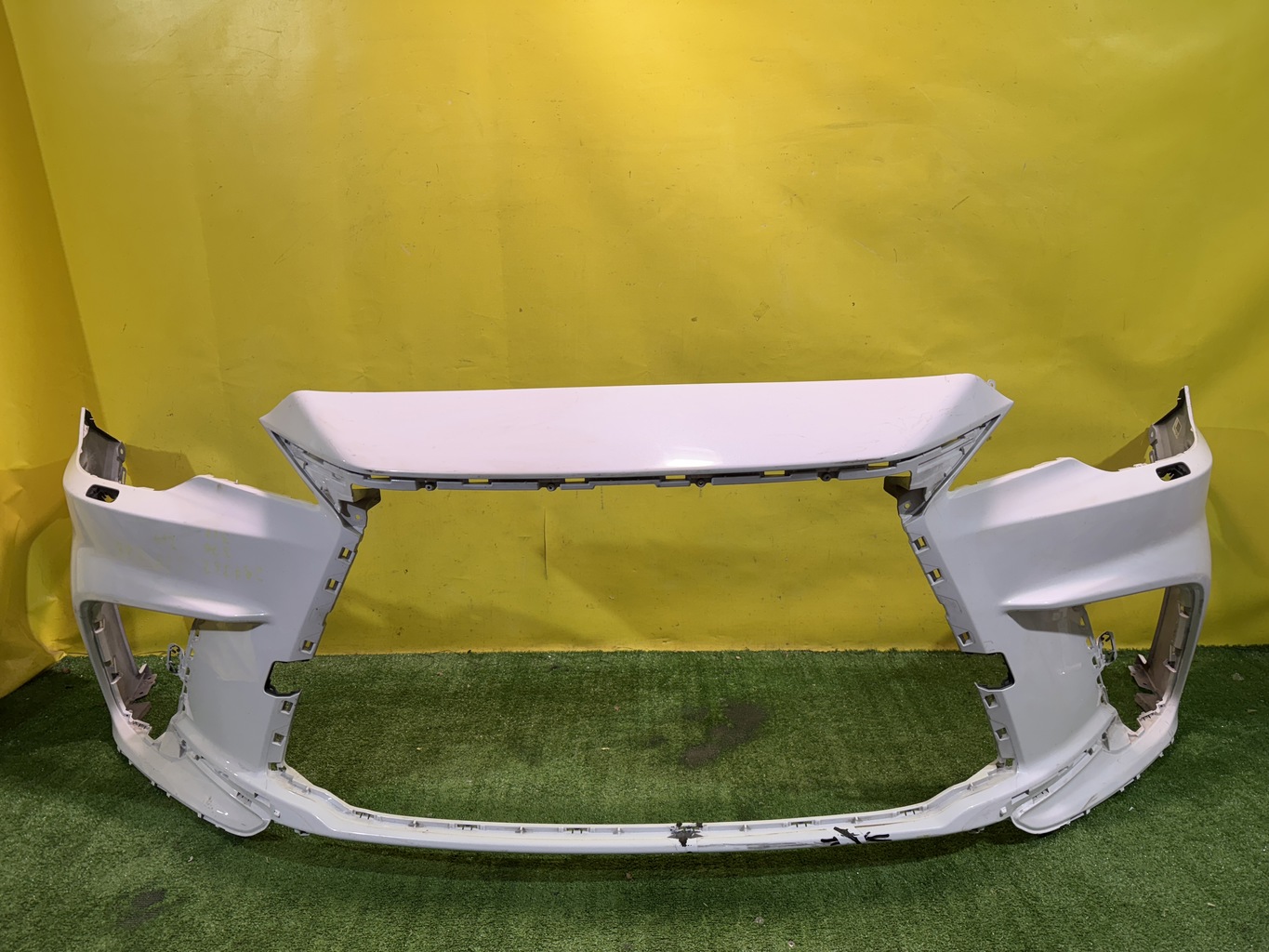 Lexus RX 2022 для Бампер передний