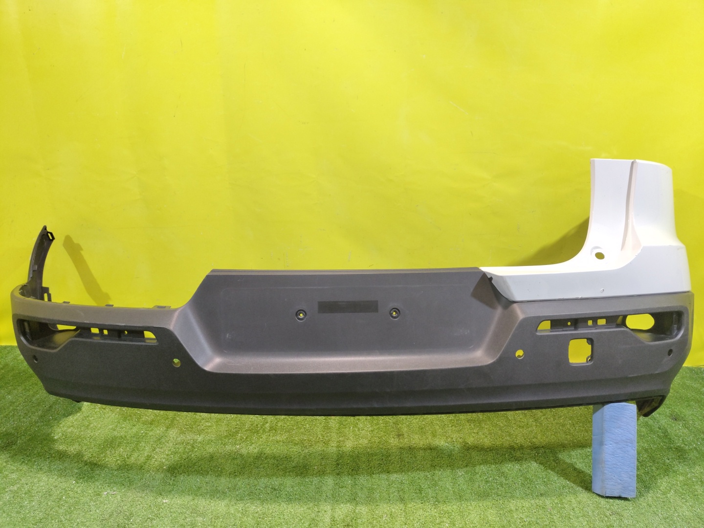 Volvo XC40 2017 для Бампер задний