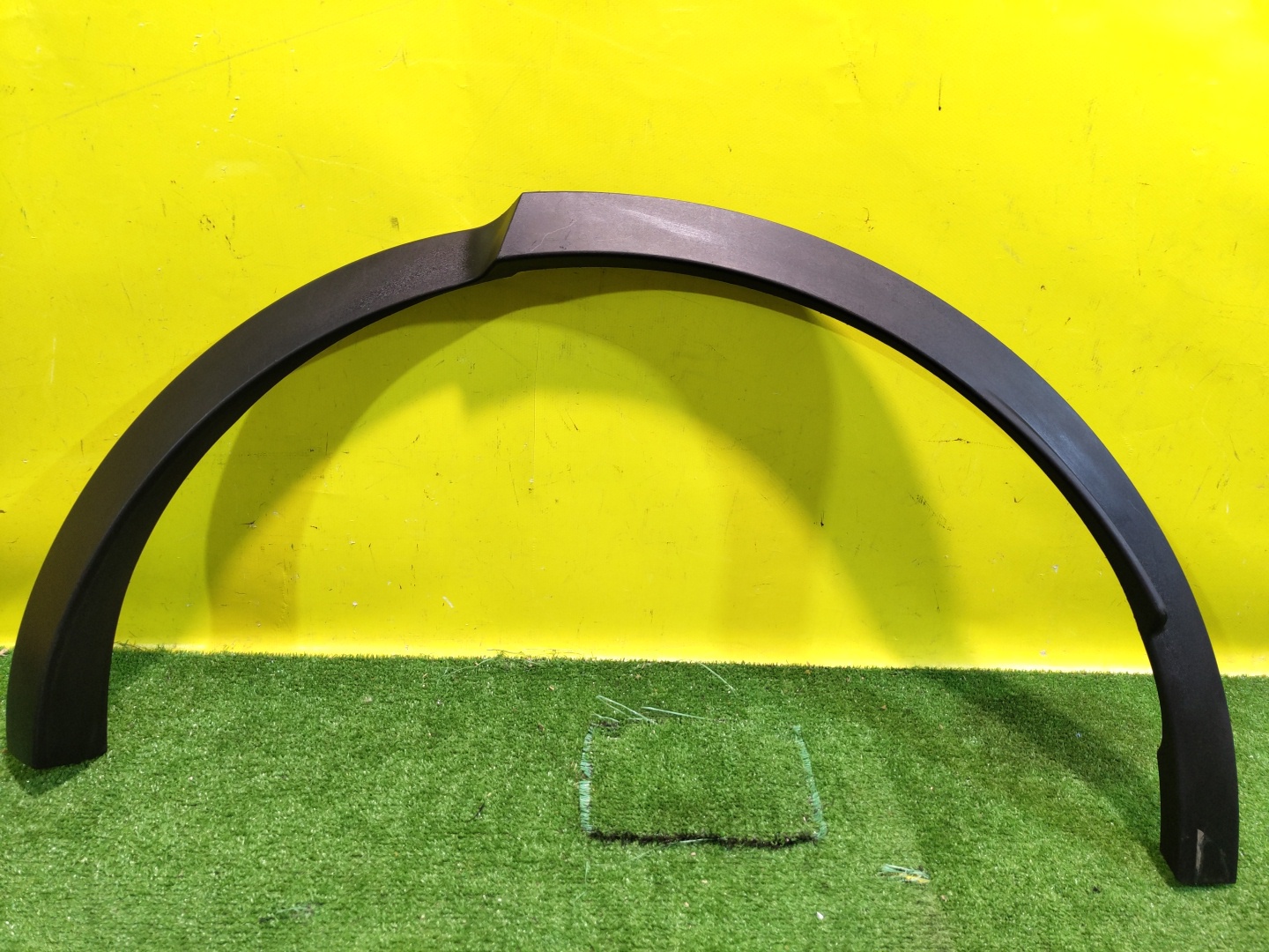 Jaguar E-Pace 2017 для Арка заднего крыла левая