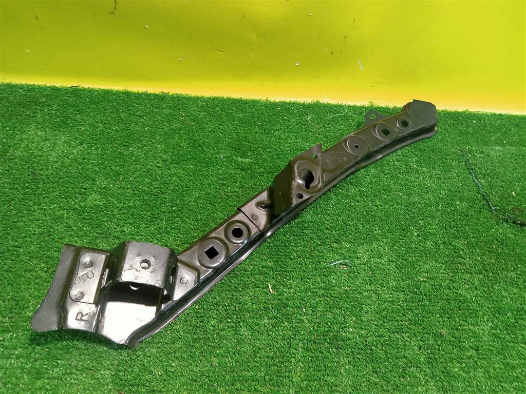 Toyota RAV4 2005 для Элемент передней панели