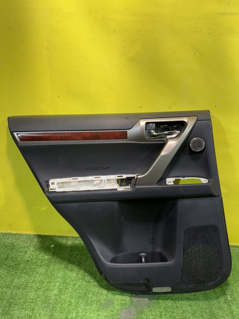 Toyota Land Cruiser Prado 150 2009 для Обшивка двери задней левой