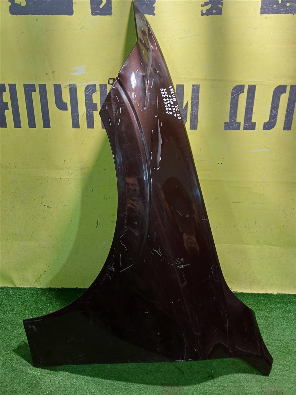 Volvo XC60 2017 для Крыло переднее левое