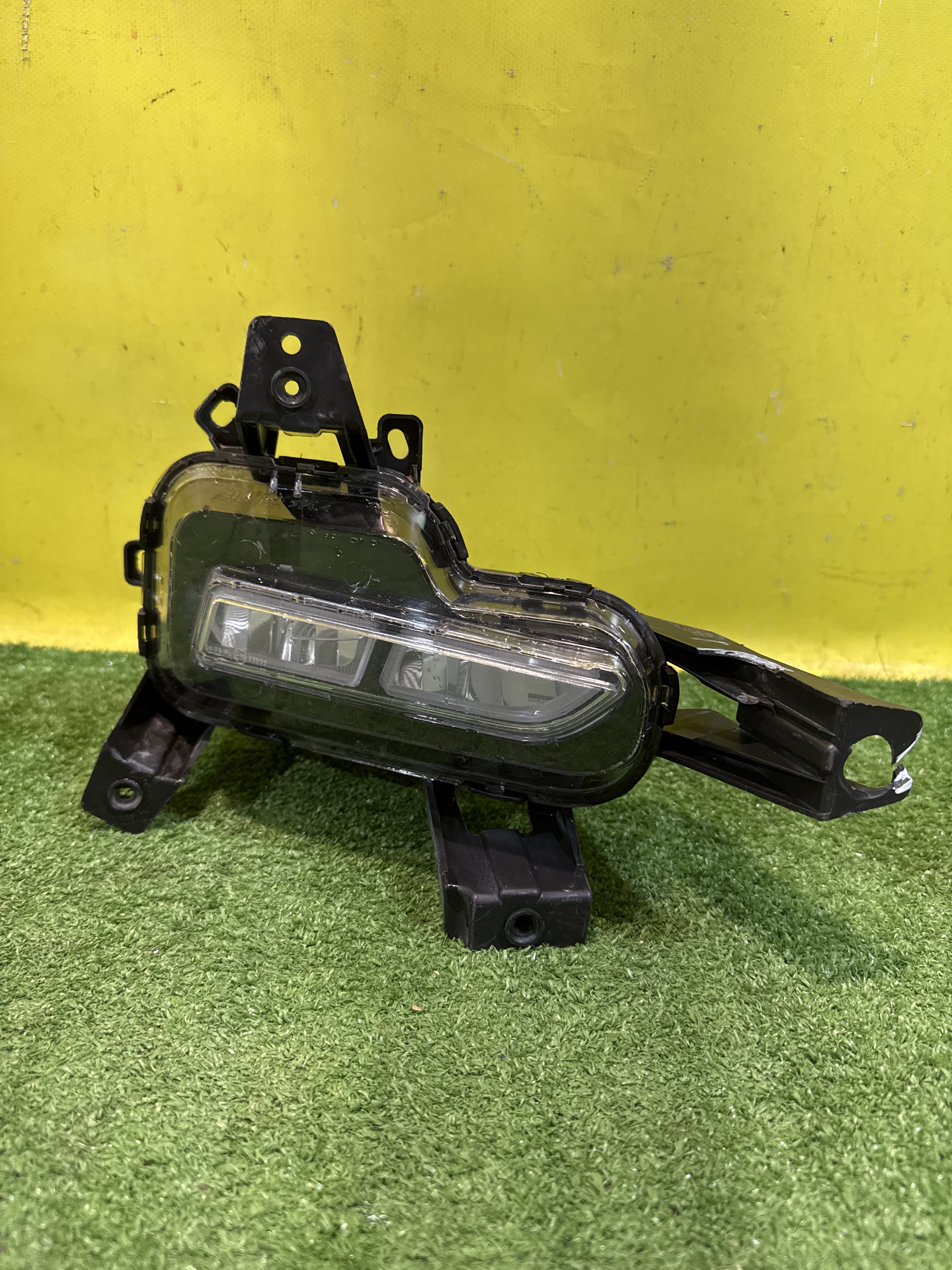 Kia Carnival (KA4) 2020 для Фара противотуманная правая